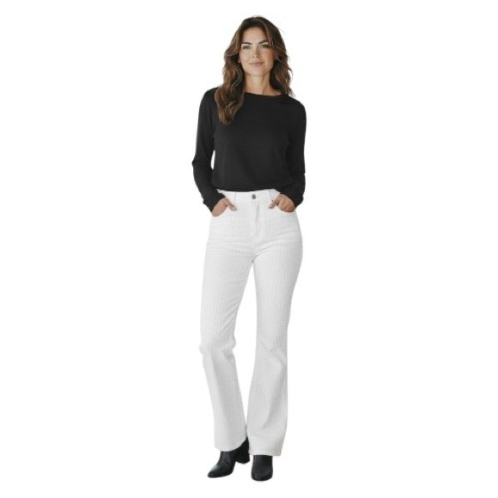 Kut from the Kloth Bright White Baby Boot Cut Jeans